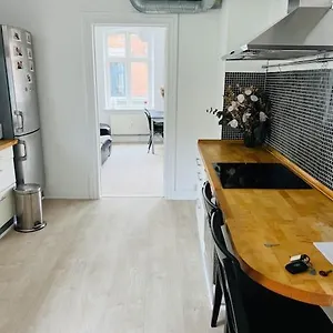  Lejlighed Lovely 1-bedroom In C Danmark