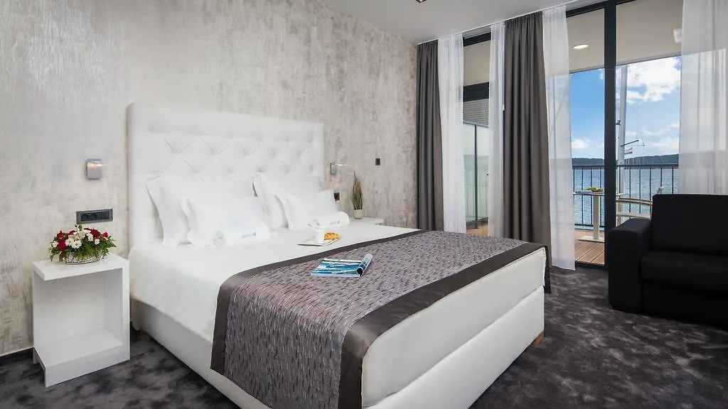 Marina Baotic Apartments Trogir Kroatien