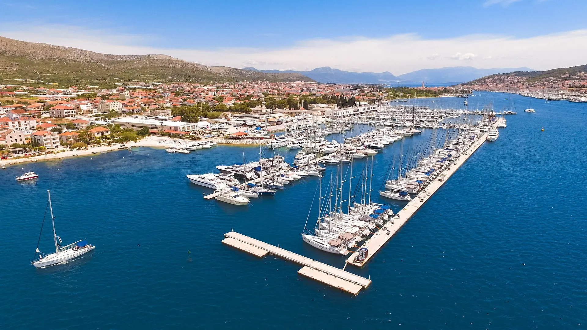 Marina Baotic Apartments Trogir 0*,